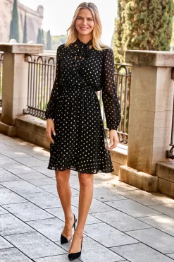 Black & Gold Metallic Spot Print Tie Neck Dress 13 Black & Gold Metallic Spot Print Tie Neck Dress -Trendora Shop web 28 s23dw002bksp01 127