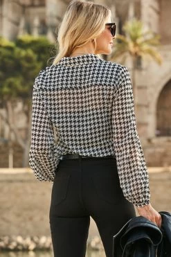 Black & White Dogtooth Print Shirt 11 Black & White Dogtooth Print Shirt -Trendora Shop web 49 a21tw038 s20bd002bk 130