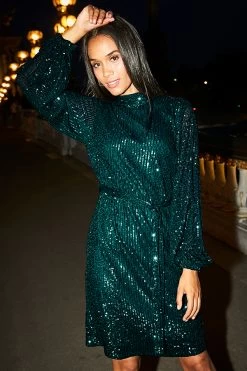 Emerald Green Sequin High Neck Belted Shift Dress 6 Emerald Green Sequin High Neck Belted Shift Dress -Trendora Shop web 5 a20dw011be 035 2 green rt
