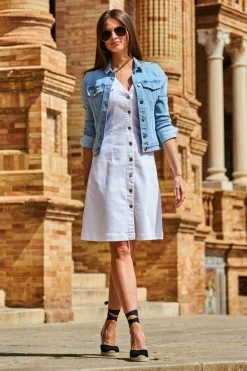 White Silver Button Front Sleeveless Denim Dress 11 White Silver Button Front Sleeveless Denim Dress -Trendora Shop web 71 s20dd050we0001 165