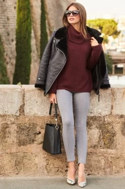 Black Faux Shearling Belted Biker Jacket 14 Black Faux Shearling Belted Biker Jacket -Trendora Shop web 81 a22op004bk0001 s21tk375rd0011 159