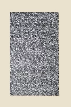 Black & Grey Animal Print Scarf -Trendora Shop web a21ac068bkgy c