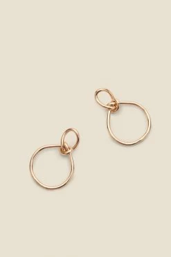 Gold Knot Detail Earrings 5 Gold Knot Detail Earrings -Trendora Shop web a22ac031 gold b