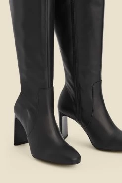 Brooke Black Leather Curved Heel Knee High Boot -Trendora Shop web a22fw011bk 3