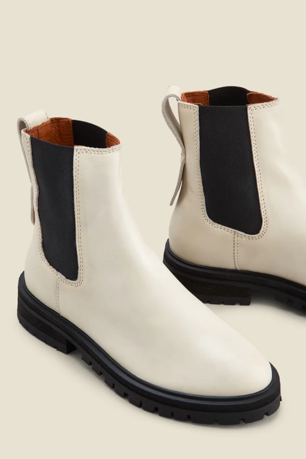 Dita Cream Chunky Sole Leather Chelsea Boot 3 Dita Cream Chunky Sole Leather Chelsea Boot - Image 3