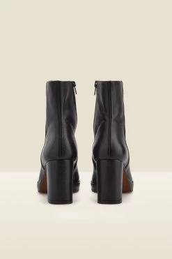 Naomi Black Leather Block Heel Platform Ankle Boot -Trendora Shop web a22fw039bk c