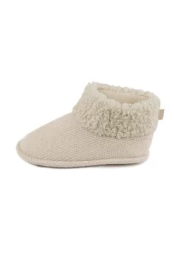 Cream Cable Knit Boot Slippers 9 Cream Cable Knit Boot Slippers -Trendora Shop web a23fw100nl0001 3