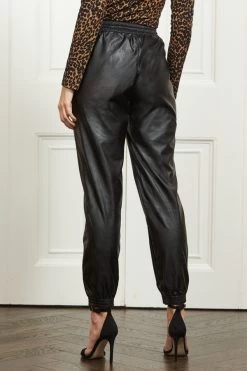 Black Leather Look Stretch Waist Joggers -Trendora Shop web s21 s21tj078 089