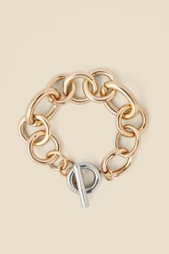 Gold Chunky Contrast Toggle Detail Bracelet